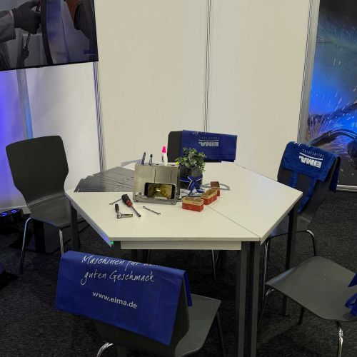 EIMA_job4you_2025_Sitzgruppe.jpg